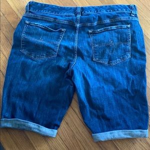 Lucky Brand Bermuda shorts